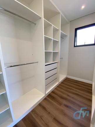 Imagem Casa com 4 Quartos à Venda, 243 m² em Jardim São Pedro - Mogi Das Cruzes Imagem Casa com 4 Quartos à Venda, 243 m² em Jardim São Pedro - Mogi Das Cruzes