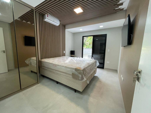 Imagem Casa com 5 Quartos à Venda, 379 m² em Riviera Módulo 22 - Bertioga Imagem Casa com 5 Quartos à Venda, 379 m² em Riviera Módulo 22 - Bertioga
