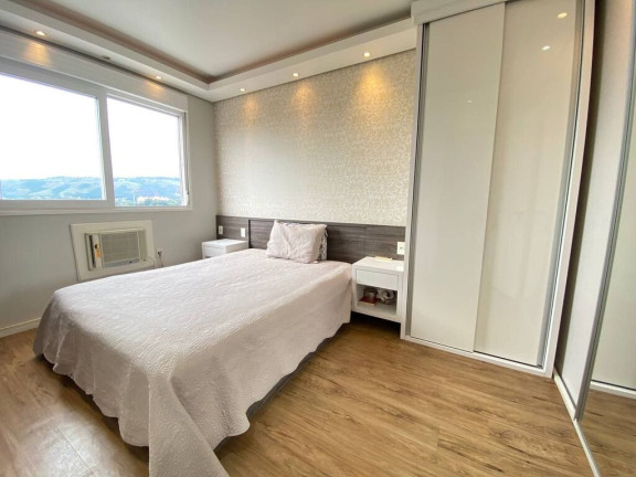 Imagem Apartamento com 3 Quartos à Venda, 72 m² em Jardim Sabará - Porto Alegre
