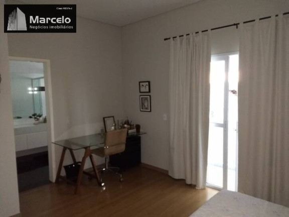 Imagem Casa de Condomínio com 3 Quartos à Venda, 300 m² em Condomínio Aruã - Mogi Das Cruzes Imagem Casa de Condomínio com 3 Quartos à Venda, 300 m² em Condomínio Aruã - Mogi Das Cruzes