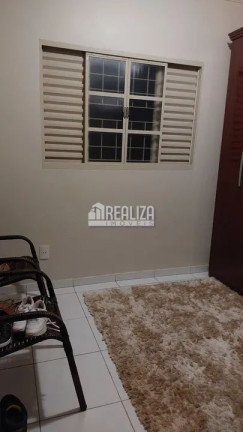 Imagem Casa de Condomínio com 3 Quartos à Venda, 250 m² em Jardim Maracanã - Uberaba
