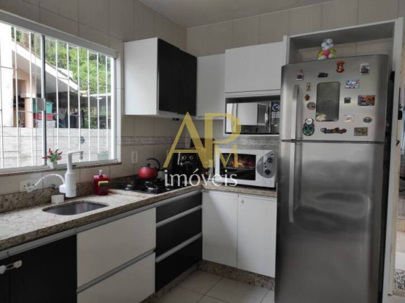 Imagem Casa com 2 Quartos à Venda, 130 m² em São Sebastião - Palhoça Imagem Casa com 2 Quartos à Venda, 130 m² em São Sebastião - Palhoça