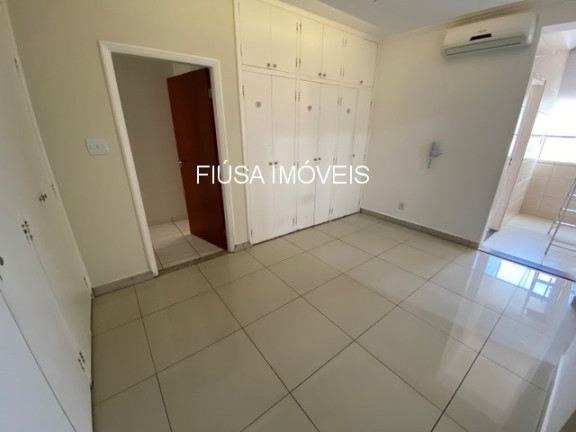 Imagem Apartamento com 3 Quartos à Venda, 190 m² em Centro - Ribeirão Preto Imagem Apartamento com 3 Quartos à Venda, 190 m² em Centro - Ribeirão Preto