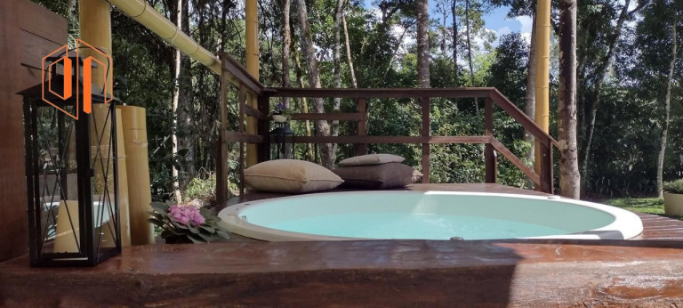 Imagem Imóvel com 2 Quartos à Venda, 6.000 m² em Loteamento Chácara Chantecler - Piraquara