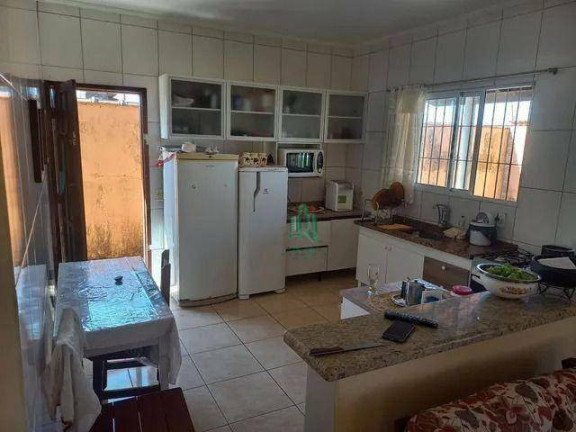 Imagem Casa com 3 Quartos à Venda, 250 m² em Loty - Itanhaém Imagem Casa com 3 Quartos à Venda, 250 m² em Loty - Itanhaém