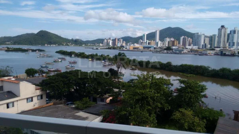 Imagem Apartamento com 2 Quartos à Venda, 81 m² em Centro - Navegantes Imagem Apartamento com 2 Quartos à Venda, 81 m² em Centro - Navegantes