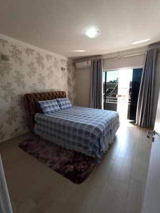 Imagem Casa com 3 Quartos à Venda, 174 m² em Jardim Fregadoli - Maringá