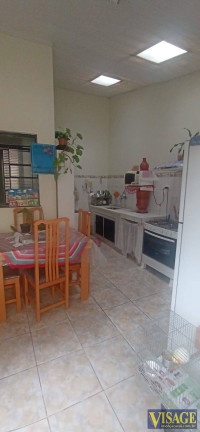 Imagem Casa com 2 Quartos à Venda, 187 m² em Centro - Jacareí