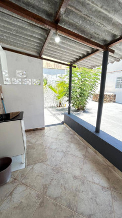 Imagem Casa com 3 Quartos à Venda, 130 m²