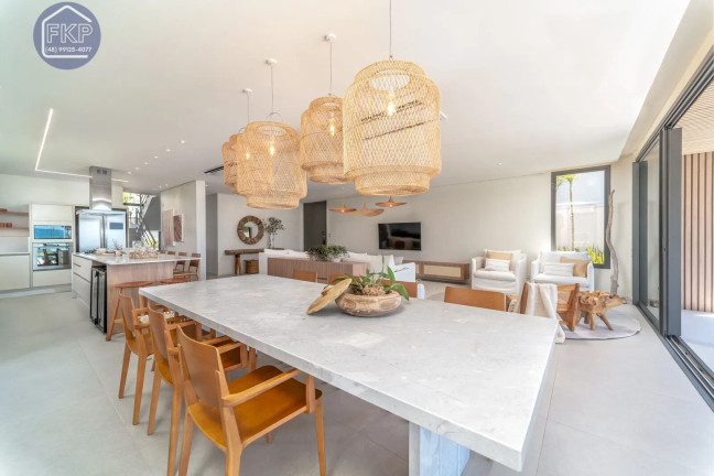 Imagem Casa com 6 Quartos à Venda, 458 m² em Praia Do Estaleiro - Balneário Camboriú