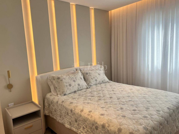 Imagem Apartamento com 4 Quartos à Venda, 142 m² em Centro - Balneário Camboriú Imagem Apartamento com 4 Quartos à Venda, 142 m² em Centro - Balneário Camboriú