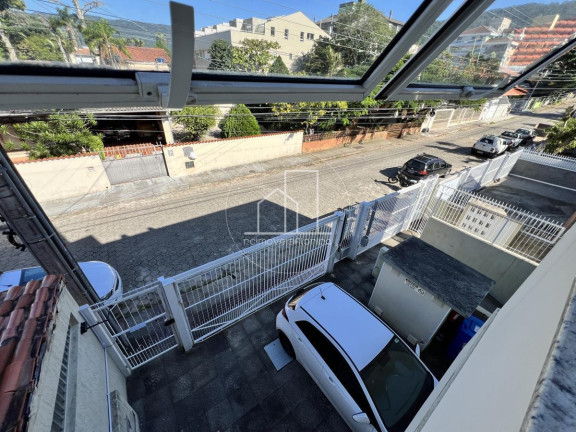 Imagem Apartamento com 1 Quarto à Venda, 33 m² em Lagoa Da Conceição - Florianópolis Imagem Apartamento com 1 Quarto à Venda, 33 m² em Lagoa Da Conceição - Florianópolis