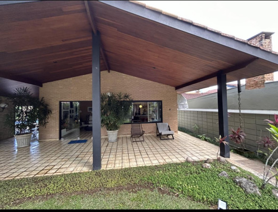 Imagem Casa com 7 Quartos à Venda, 300 m² em Lázaro - Ubatuba