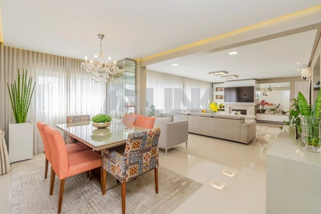 Imagem Apartamento com 3 Quartos à Venda, 158 m² em Menino Deus - Porto Alegre Imagem Apartamento com 3 Quartos à Venda, 158 m² em Menino Deus - Porto Alegre