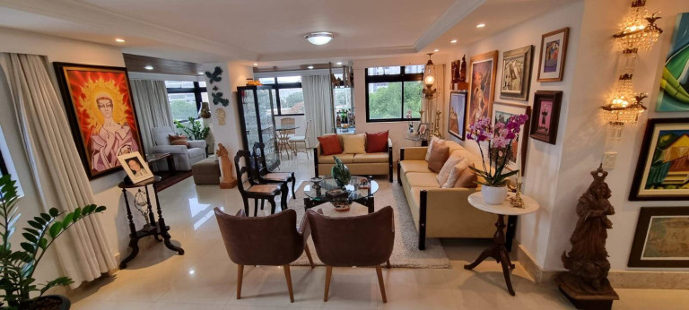 Apartamento com 4 Quartos à Venda, 252 m² em Tirol - Natal
