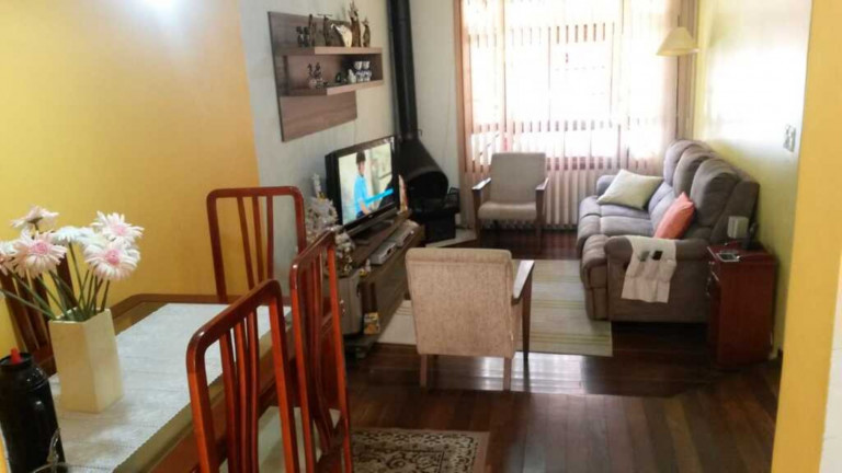 Imagem Imóvel com 3 Quartos à Venda,  em Glória - Porto Alegre