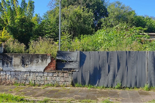 Imagem Terreno à Venda, 300 m² em Jardim Itu - Porto Alegre Imagem Terreno à Venda, 300 m² em Jardim Itu - Porto Alegre