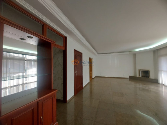 Imóvel com 4 Quartos à Venda, 247 m² em Cambuí - Campinas