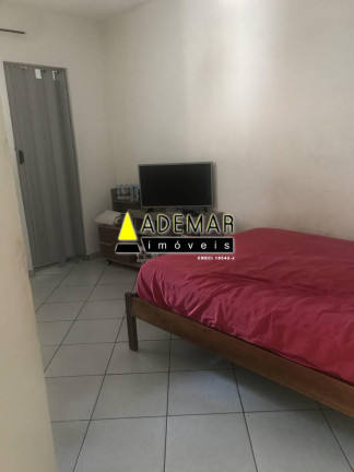 Imagem Casa com 5 Quartos à Venda, em Eldorado - Diadema Imagem Casa com 5 Quartos à Venda, em Eldorado - Diadema