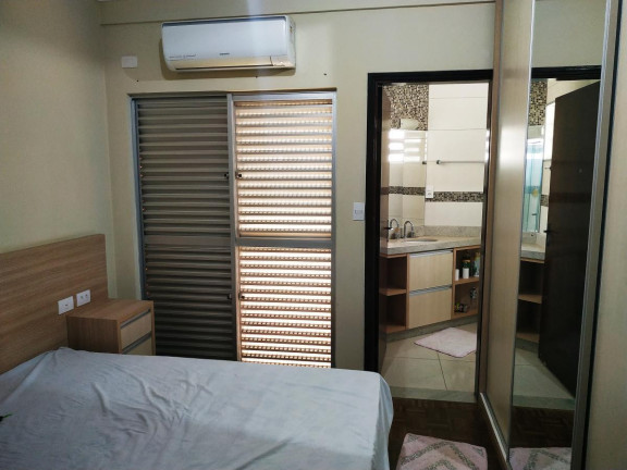 Imagem Apartamento com 3 Quartos à Venda, 90 m² em Vila Esperança - Maringá