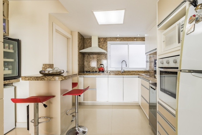 Imagem Apartamento com 3 Quartos à Venda, 125 m² em Jardim Europa - Porto Alegre Imagem Apartamento com 3 Quartos à Venda, 125 m² em Jardim Europa - Porto Alegre