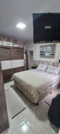 Imagem Imóvel com 5 Quartos à Venda, 200 m² em Jardim Briquet - Itapevi Imagem Imóvel com 5 Quartos à Venda, 200 m² em Jardim Briquet - Itapevi