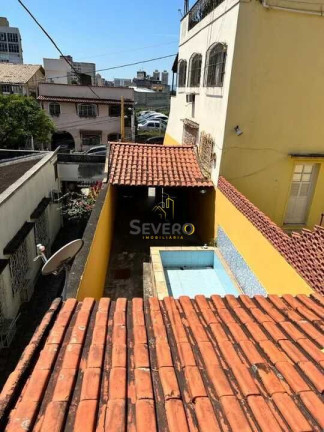 Imagem Casa com 2 Quartos à Venda, 320 m² em Centro - São Gonçalo Imagem Casa com 2 Quartos à Venda, 320 m² em Centro - São Gonçalo