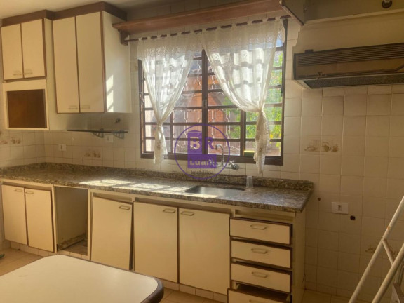 Imagem Sobrado com 3 Quartos à Venda, 295 m² em Lima Azevedo - Londrina