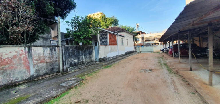 Imagem Casa com 3 Quartos à Venda, 1.000 m² em Fonseca - Niterói