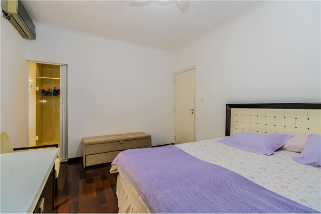 Imagem Casa com 3 Quartos à Venda, em Vila Esperança - São Paulo Imagem Casa com 3 Quartos à Venda, em Vila Esperança - São Paulo