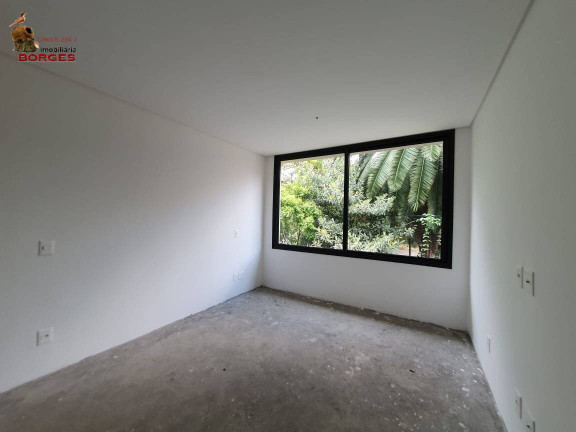 Imagem Casa com 3 Quartos à Venda, 318 m² em Jardim Paulista - São Paulo Imagem Casa com 3 Quartos à Venda, 318 m² em Jardim Paulista - São Paulo