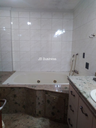 Imagem Imóvel com 3 Quartos à Venda, 219 m² em Zona 03 - Maringá