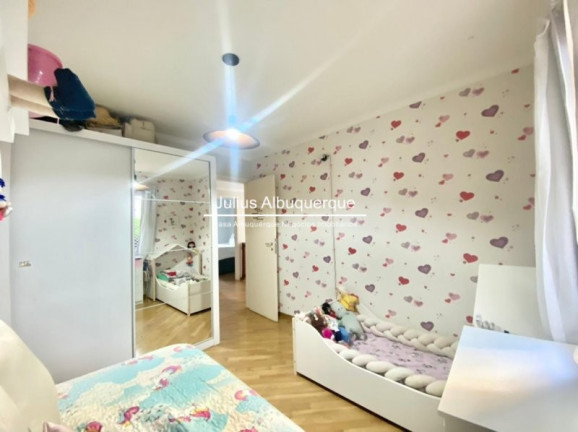 Imagem Casa de Condomínio com 3 Quartos à Venda, 467 m² em Granja Viana - Granja Viana