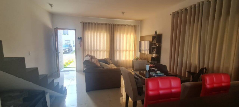 Imagem Casa com 3 Quartos à Venda, 90 m² em Chácara Do Solar Ii (fazendinha) - Santana De Parnaíba Imagem Casa com 3 Quartos à Venda, 90 m² em Chácara Do Solar Ii (fazendinha) - Santana De Parnaíba