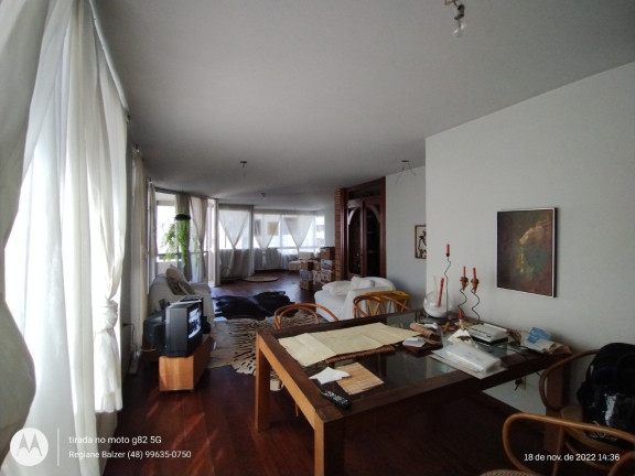 Imagem Apartamento com 3 Quartos à Venda, 185 m² em Centro - Florianópolis