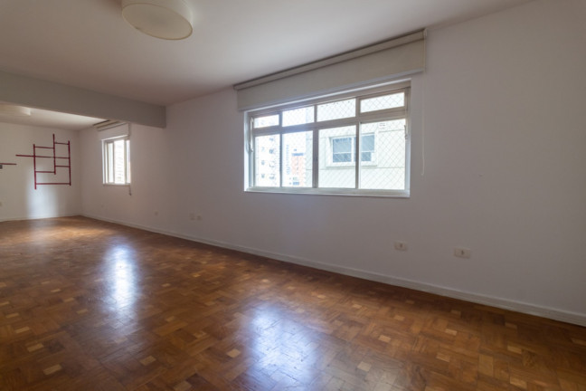 Imóvel com 2 Quartos à Venda, 125 m² em Moema - São Paulo