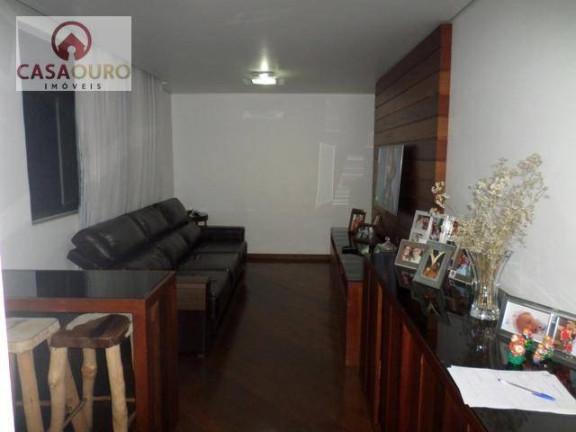 Apartamento com 3 Quartos à Venda, 110 m² em Santa Efigênia - Belo Horizonte