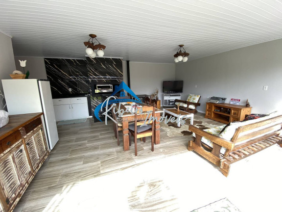 Imagem Casa com 4 Quartos à Venda, 270 m² em Centro - Imbé