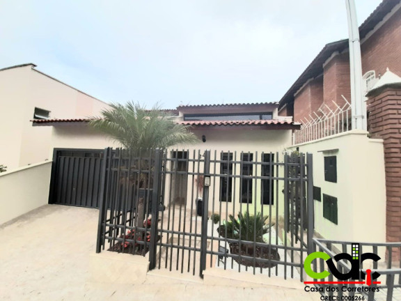 Imagem Sobrado com 4 Quartos à Venda, 210 m² em Jardim Centenário - Poços De Caldas