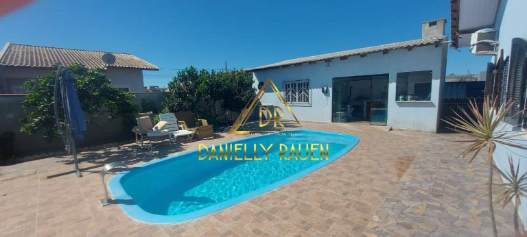 Imagem Casa com 3 Quartos à Venda, 450 m² em Quinta Dos Açorianos - Barra Velha Imagem Casa com 3 Quartos à Venda, 450 m² em Quinta Dos Açorianos - Barra Velha
