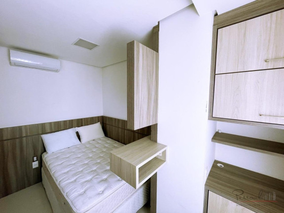 Imagem Apartamento com 4 Quartos à Venda, 177 m² em Agronômica - Florianópolis Imagem Apartamento com 4 Quartos à Venda, 177 m² em Agronômica - Florianópolis
