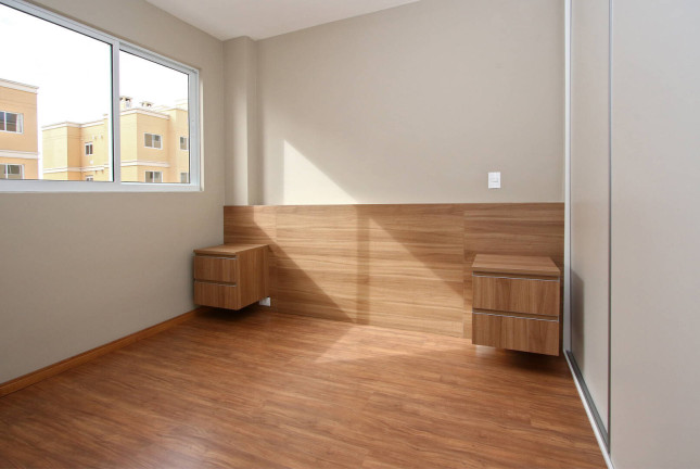 Imagem Apartamento com 2 Quartos à Venda, 50 m² em Capão Raso - Curitiba
