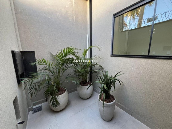 Imagem Casa com 3 Quartos à Venda, 200 m²