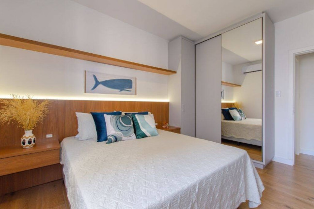 Imagem Apartamento com 2 Quartos à Venda, 50 m² em Centro - Florianópolis Imagem Apartamento com 2 Quartos à Venda, 50 m² em Centro - Florianópolis