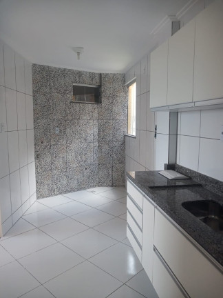 Imagem Apartamento com 2 Quartos à Venda, 70 m² em Itapuã - Salvador