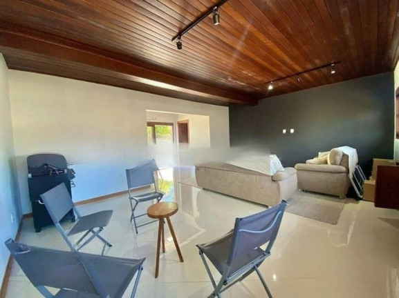 Imagem Casa com 4 Quartos à Venda, 233 m² em Menino Deus - Porto Alegre