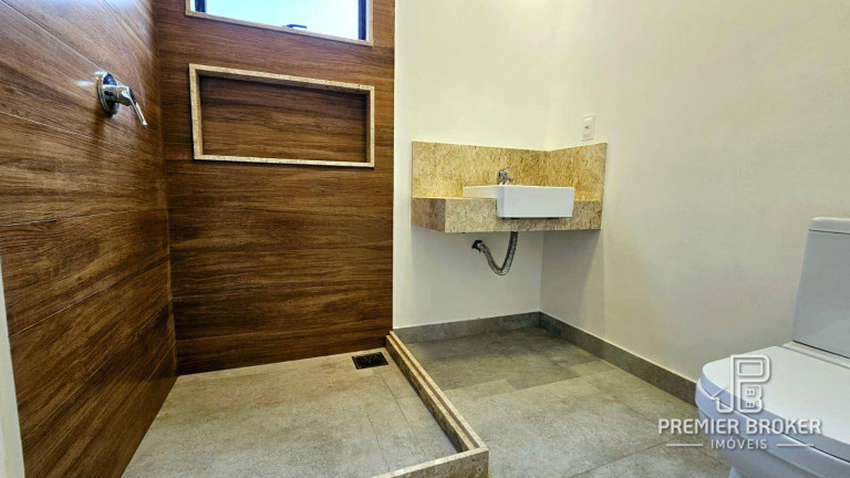 Imagem Casa com 3 Quartos à Venda, 289 m² em Quebra Frascos - Teresópolis