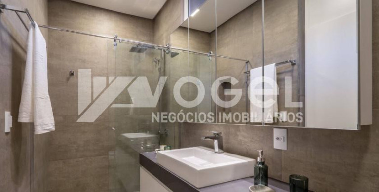 Imagem Casa com 3 Quartos à Venda, 832 m² em Bairro Não Informado - Gramado Imagem Casa com 3 Quartos à Venda, 832 m² em Bairro Não Informado - Gramado