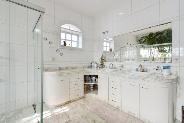 Imagem Casa com 4 Quartos à Venda, 450 m² em Caxingui - São Paulo