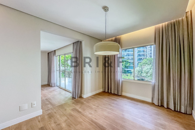 Imagem Apartamento com 4 Quartos à Venda, 200 m² em Campo Belo - São Paulo
